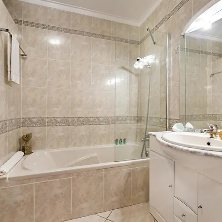 N - O Monte Apartman